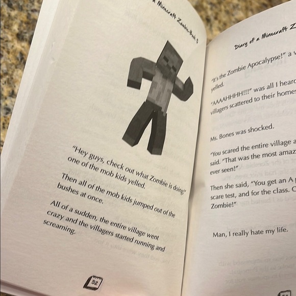 Diary of a Minecraft Zombie Book Set - Picture 10 of 10